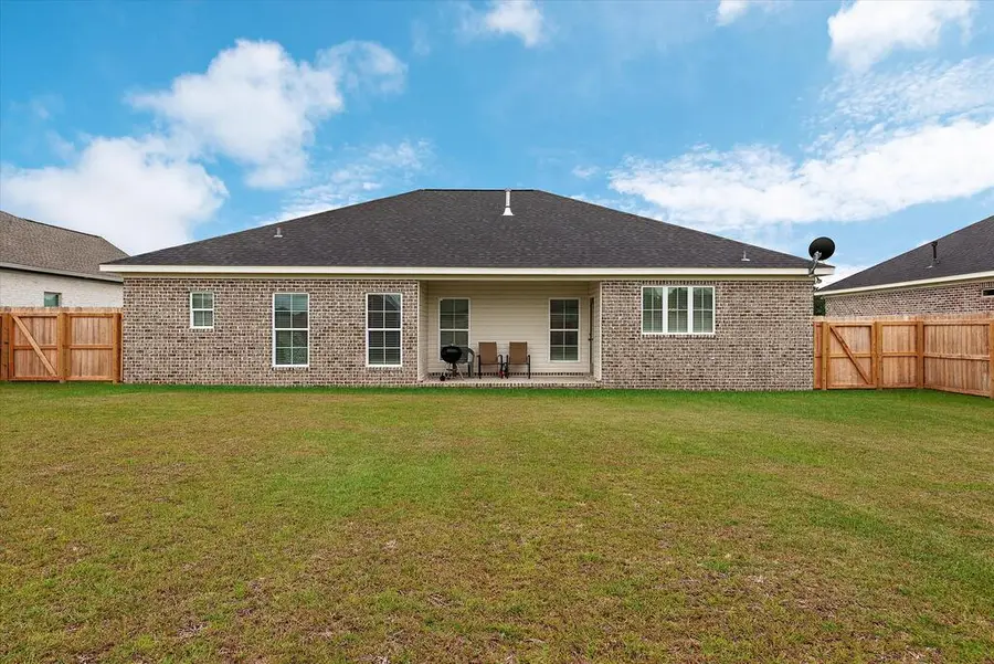 126 Edgewood Trail, Headland, AL 36345 - #3