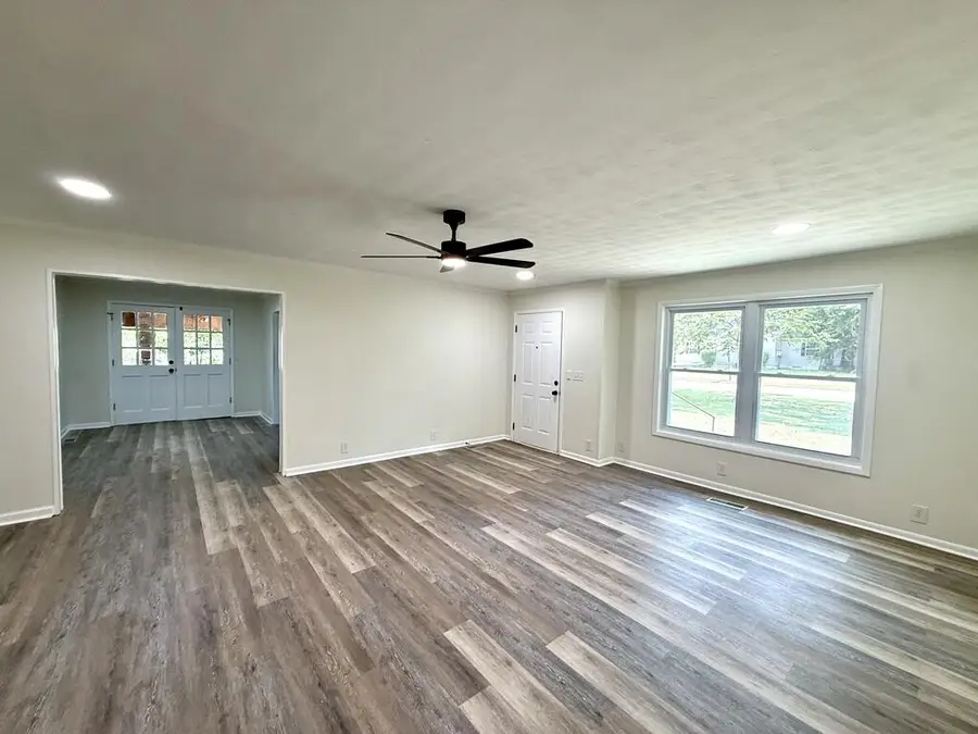 202 Pearl St, Dothan, AL 36301 - #2