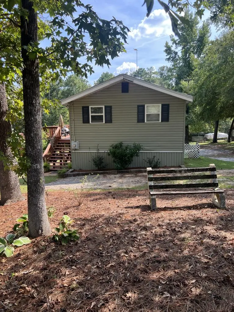 194 Lakeshore Dr, Shorterville, AL 36310 - #1