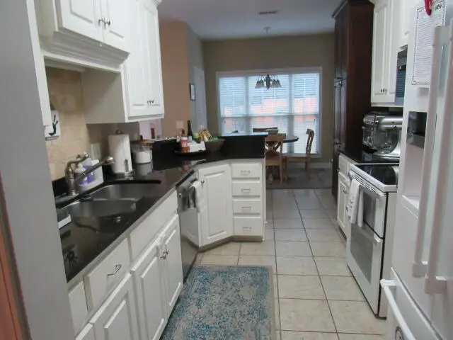 317 Wicklow Dr, Dothan, AL 36303 - #3