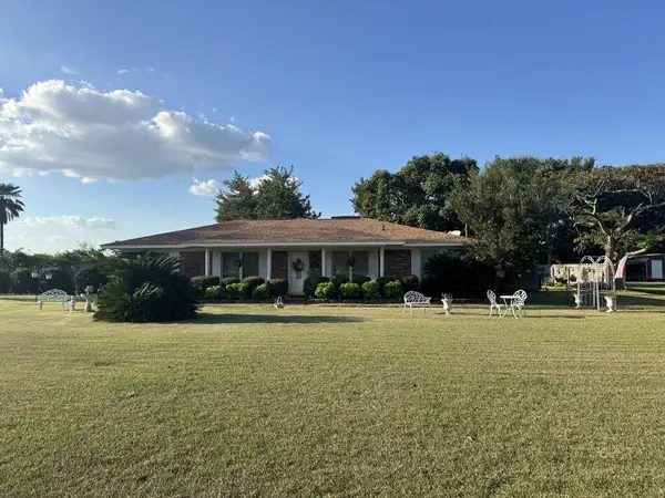 13215 E State Hwy 52, Hartford, AL 36344