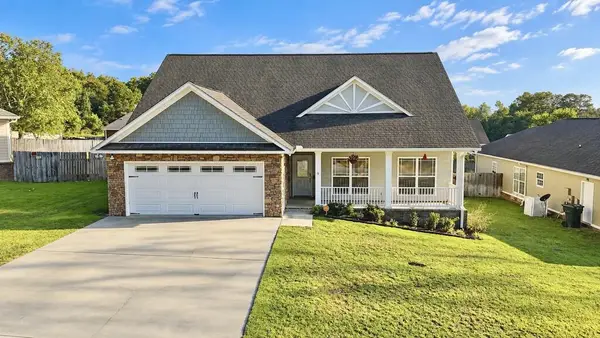 200 Sandy Hills Ct, Ozark, AL 36360
