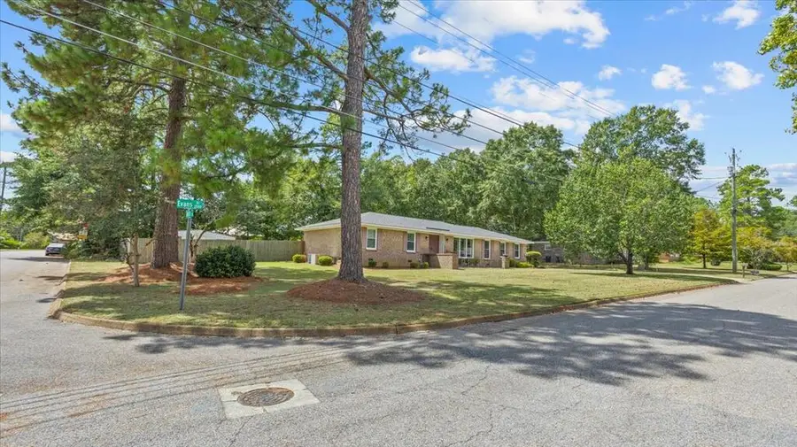 2801 Evans Dr., Dothan, AL 36303 - #3
