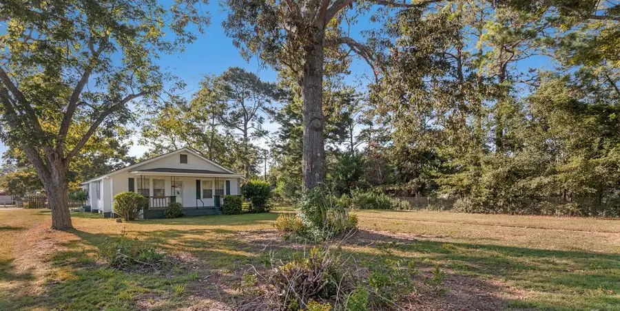 282 Central Street, Dothan, AL 36303 - #2