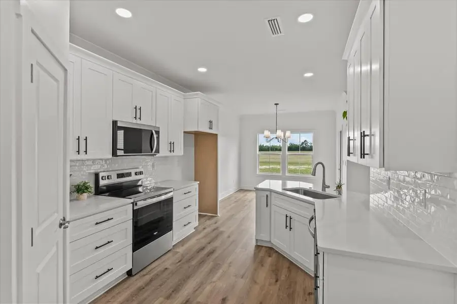 208 Oscar Godwin Rd, Dothan, AL 36301 - #3