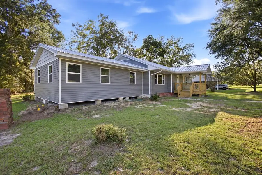 1011 Sunset Blvd, Elba, AL 36323 - #2