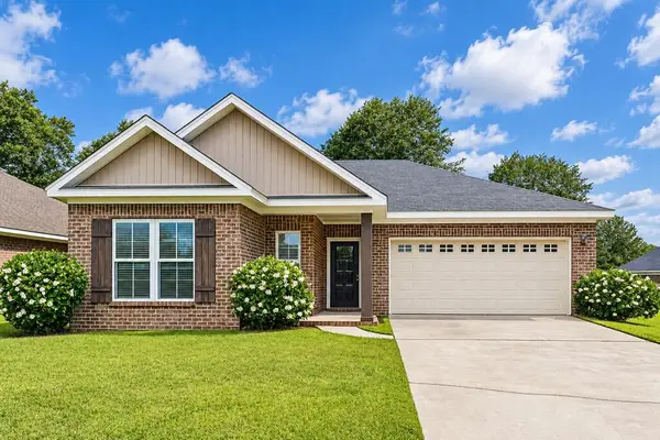 114 Brattleboro Ct, Dothan, AL 36301
