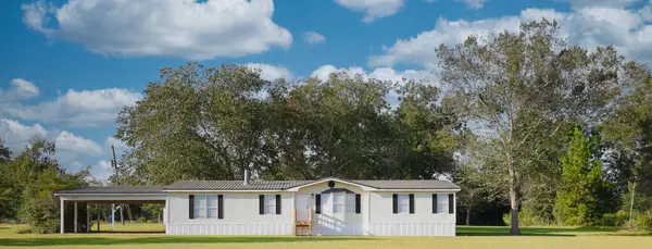253 Acron Valley Circle, Cottonwood, AL 36320