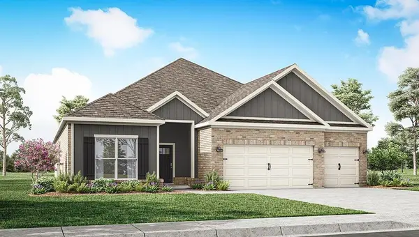 311 Heritage Way, Headland, AL 36345