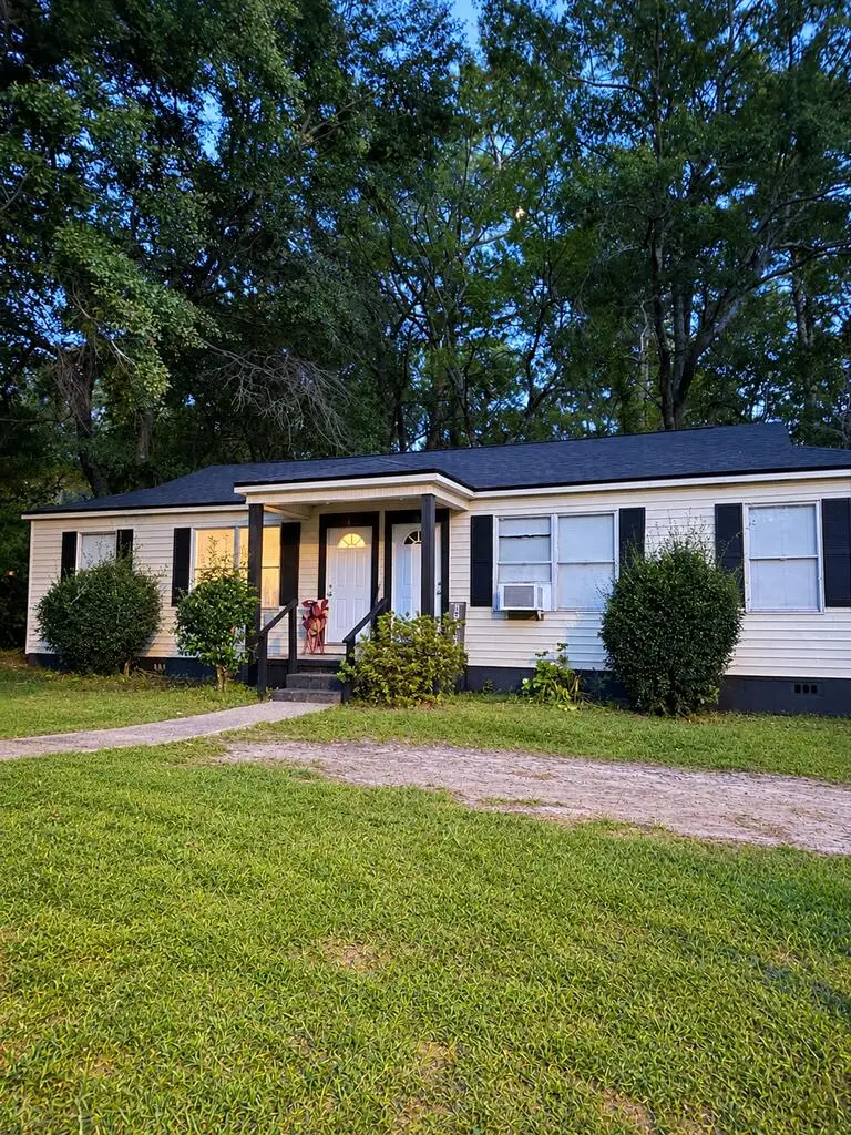 1103 Tacoma St, Dothan, AL 36303 - #1
