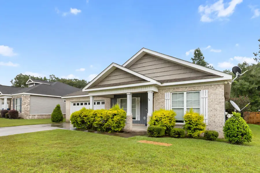 513 Birchwood Lane, Dothan, AL 36301 - #2