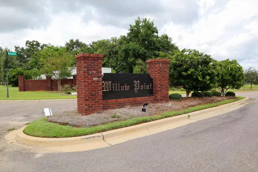 124 Laney Lane, Dothan, AL 36305 - #2