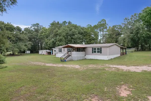 64 Live Oak Cir., Pansey, AL 36370
