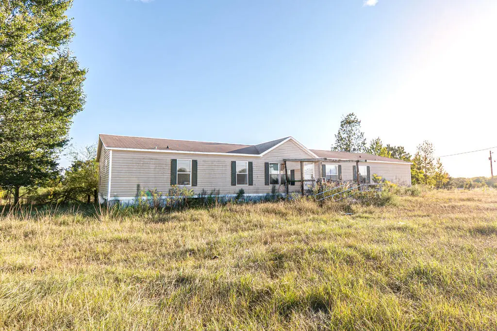 200 Laura Lane, Newton, AL 36352 - #1