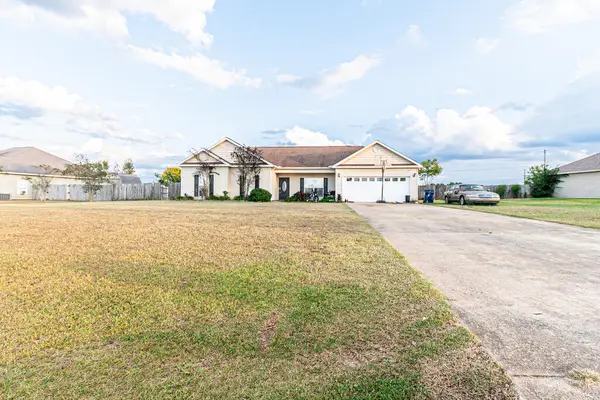 2021 Holland Rd, Newton, AL 36352