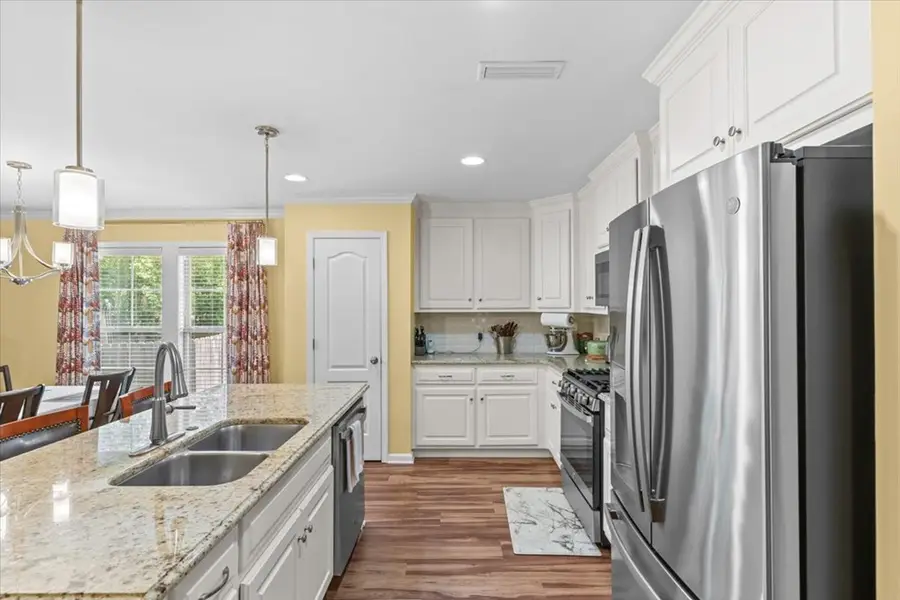 203 Pepperridge Road, Dothan, AL 36301 - #3