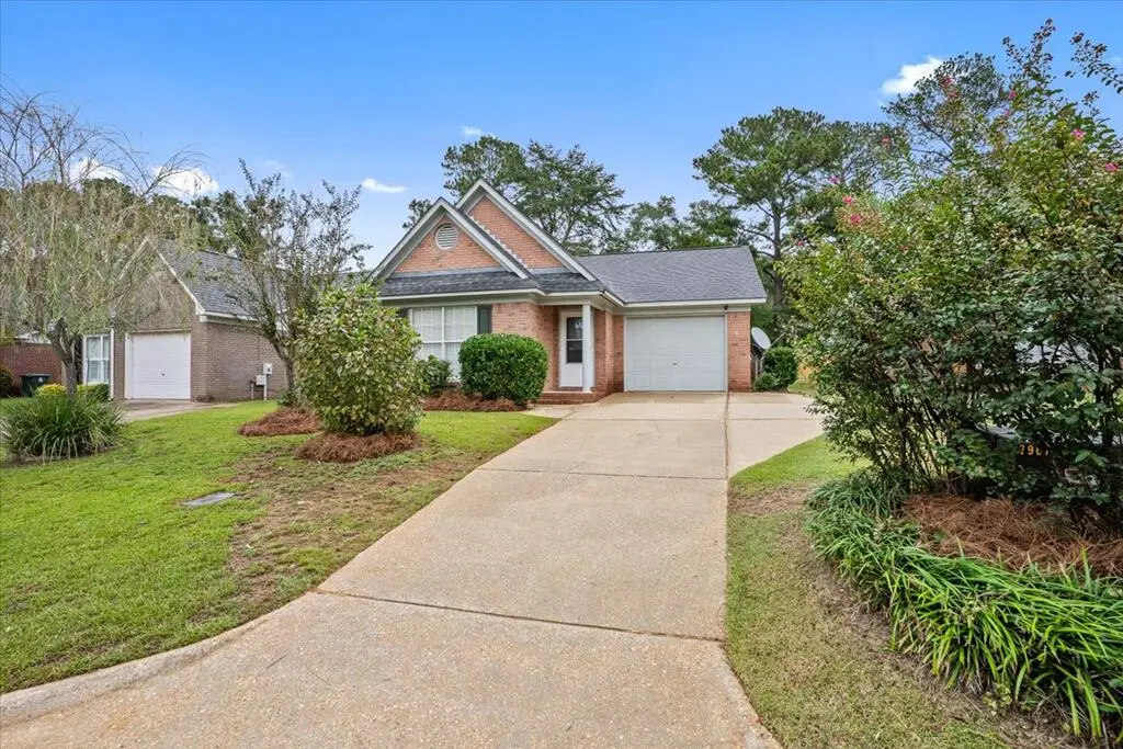 111 Wembley Ct, Dothan, AL 36305 - #1