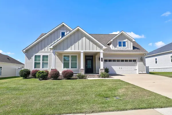 121 Leaf St., Midland City, AL 36350