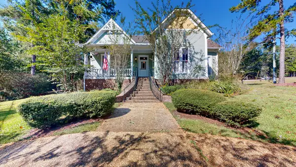1852 E Roy Parker Road, Ozark, AL 36360