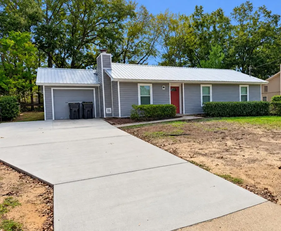 1500 Alexander Drive, Dothan, AL 36301 - #3