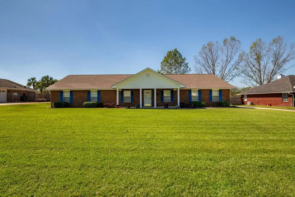 111 Britt Drive, Enterprise, AL 36330 - #1