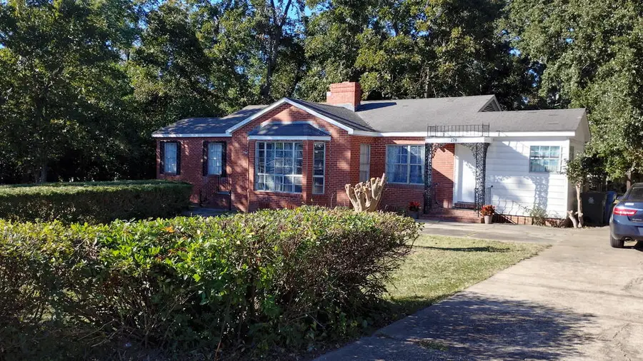 270 W Selma St, Dothan, AL 36301 - #3