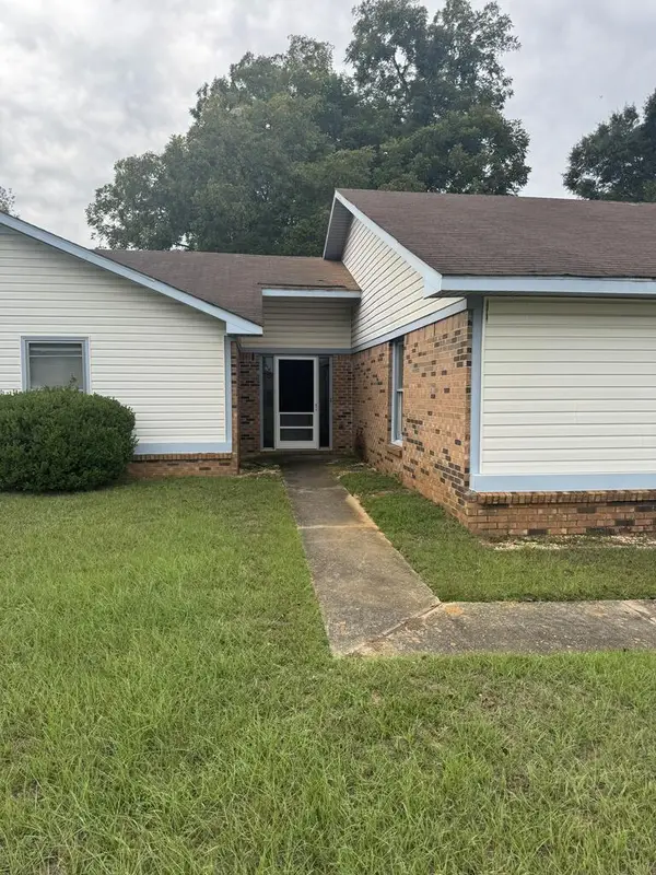 104 Bel Air Dr, Enterprise, AL 36330