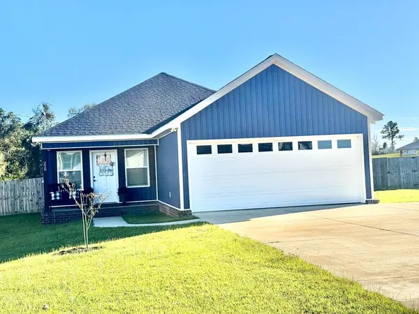 220 County Rd 60, Slocomb, AL 36375