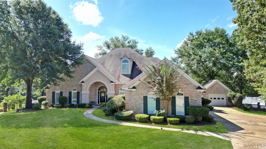 811 Mountain Lake Court, Prattville, AL 36067 - Image #2