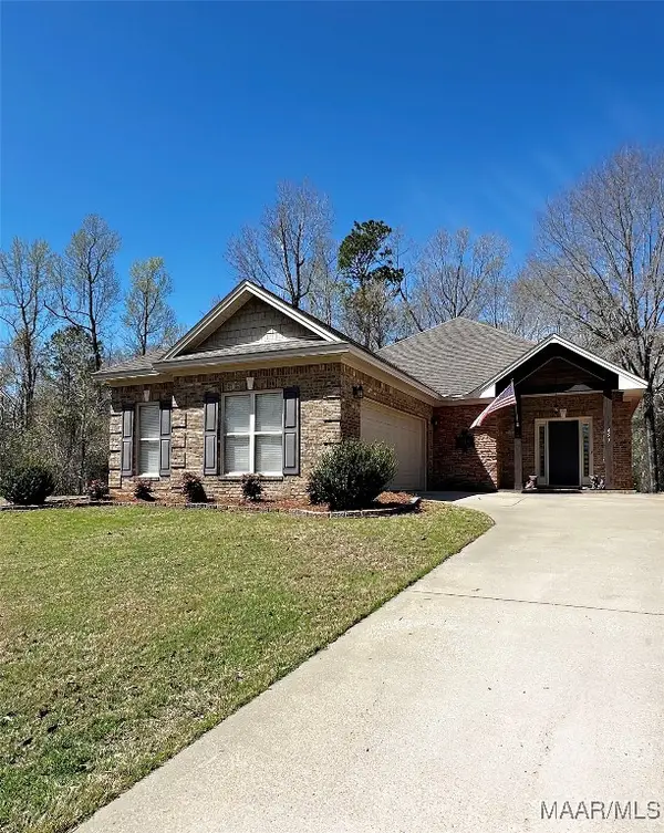 655 River Birch Circle, Wetumpka, AL 36093