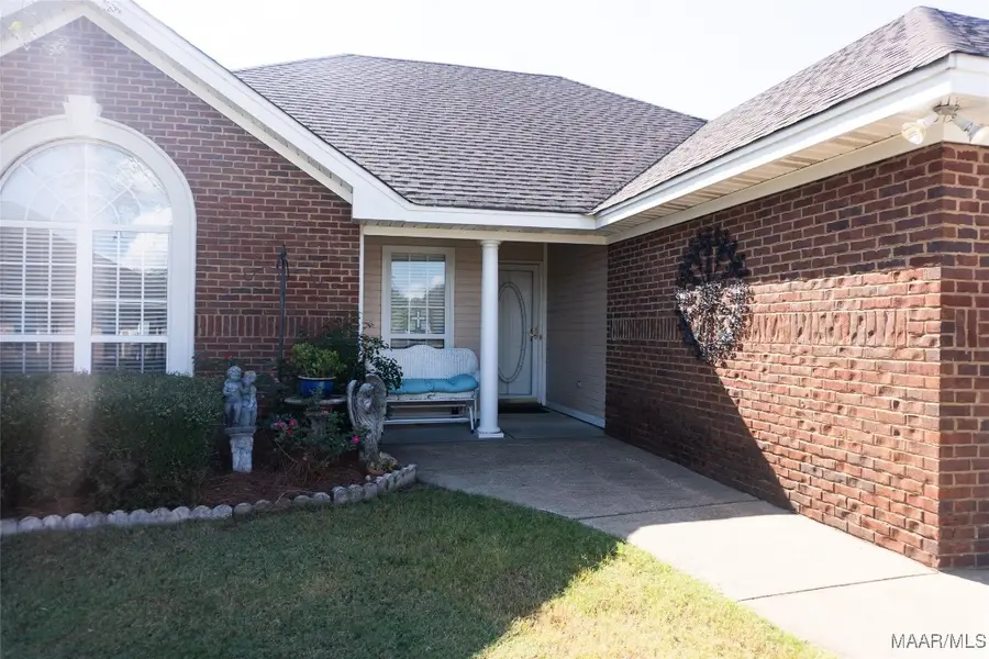 6800 Sandfield Drive, Montgomery, AL 36117 - Image #2