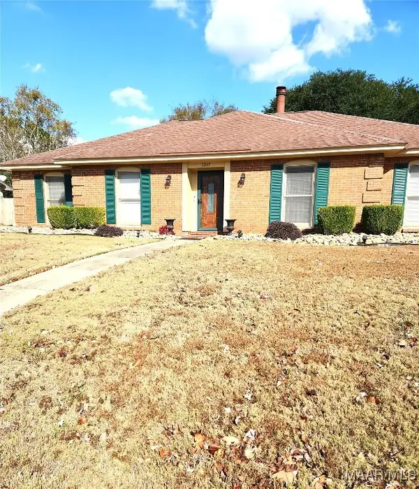 3267 Covered Bridge Drive, Montgomery, AL 36116