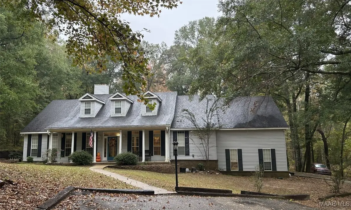 215 Jasmine Hill Trail, Wetumpka, AL 36093 - Image #1