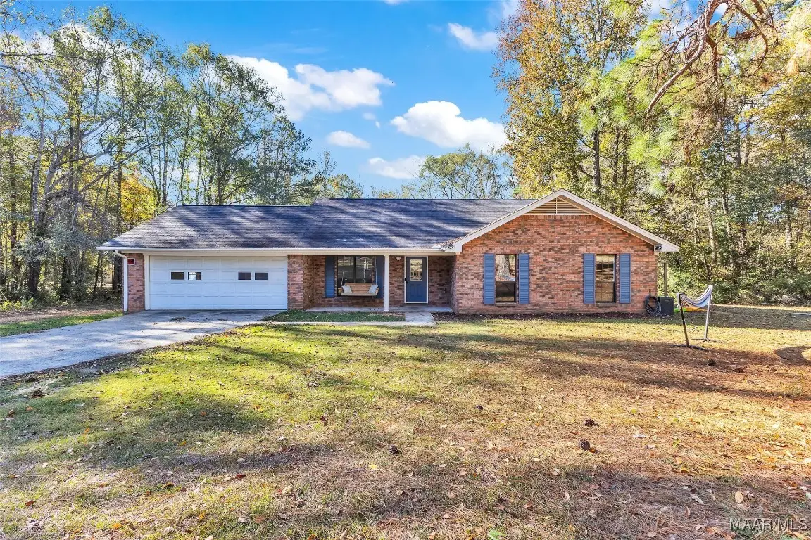 1401 Possum Trot Road, Deatsville, AL 36022 - Image #1