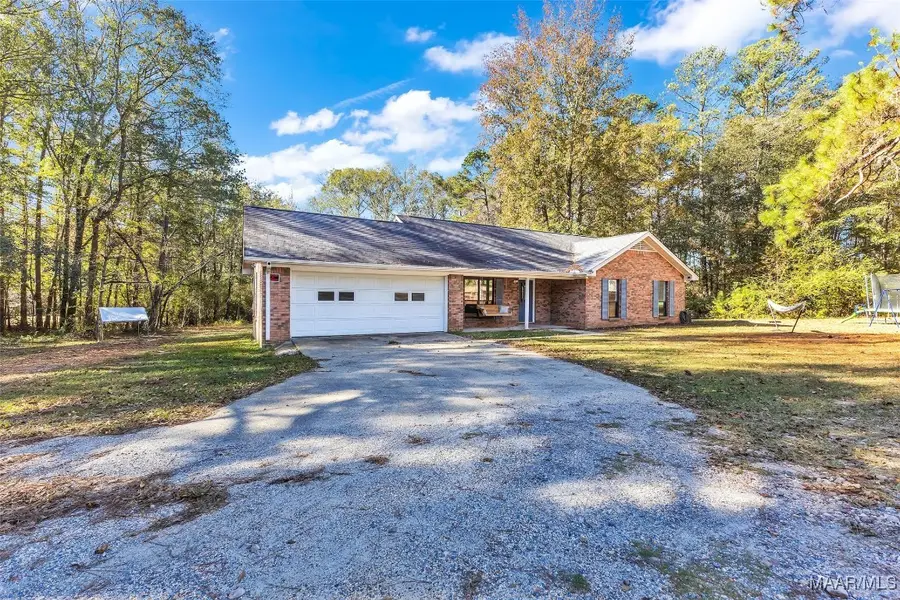 1401 Possum Trot Road, Deatsville, AL 36022 - Image #2