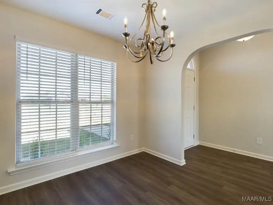 245 Brownstone Loop, Elmore, AL 36022 - Image #2