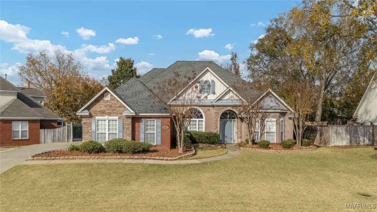 8458 Chadburn Crossing, Montgomery, AL 36116 - Image #1