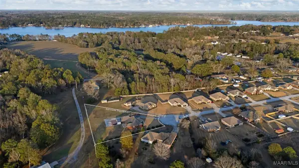 248 Anna Grace Lane, Wetumpka, AL 36092