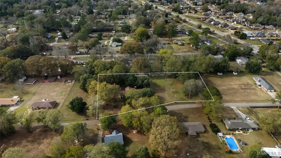 6821 Buttercup Drive, Elmore, AL 36025 - Image #2