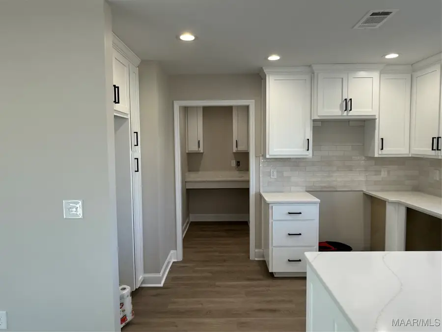 122 Carr Street, Tallassee, AL 36078 - #3