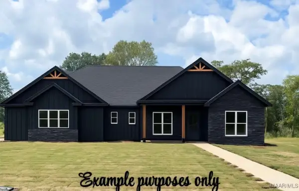 51 Lorie Lee Loop, Deatsville, AL 36022