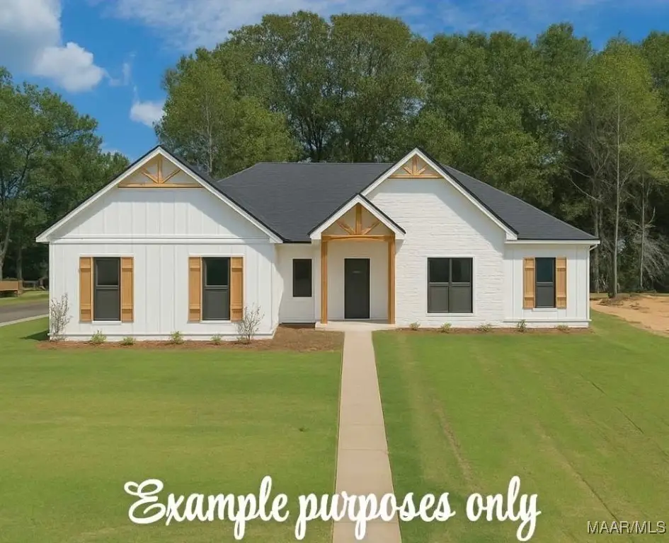 34 Lorie Lee Loop, Deatsville, AL 36022 - Image #1