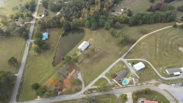 37 County Road 825, Clanton, AL 35045