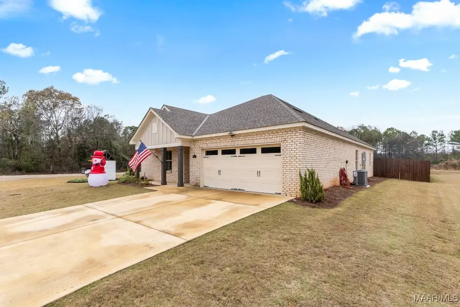 21 Pedric Drive, Wetumpka, AL 36093 - Image #2