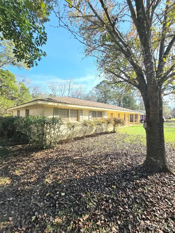 310 Barrett Road, Selma, AL 36701 - Image #3