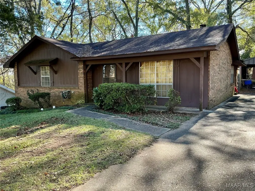 218 Dogwood Drive, Millbrook, AL 36054 - Image #1