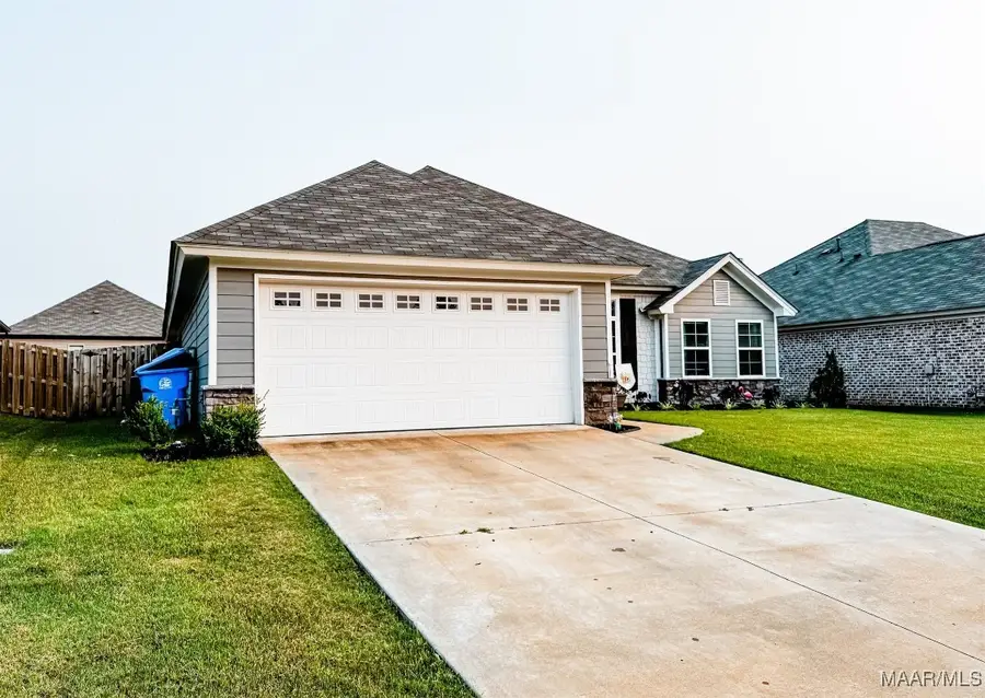 722 Hedgefield Way, Prattville, AL 36066 - Image #2
