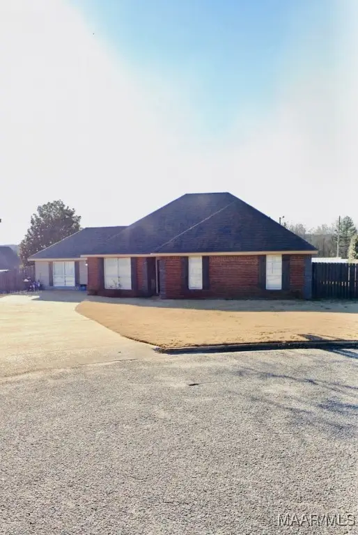 82 Plantation Way, Deatsville, AL 36022 - Image #1