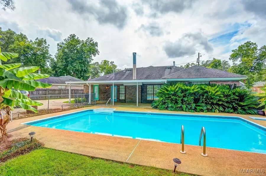 4037 Meredith Drive, Montgomery, AL 36109 - Image #2