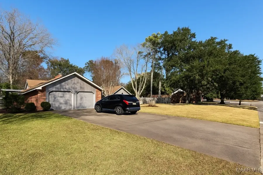 1810 Shoreham Drive, Montgomery, AL 36106 - Image #2